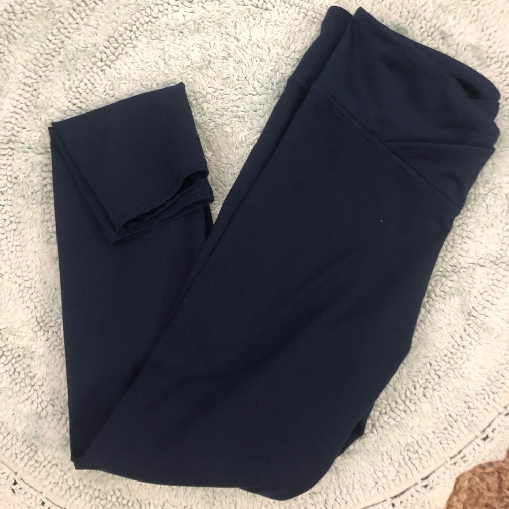 Navy blue fabletics